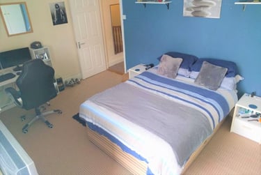 4 bed house, Fleet Street, Sandfields, Swansea, SA13US - Image 2