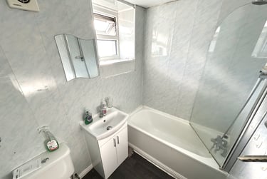 1 bed house, Treforest, Pontypridd, CF371TH - Image 4