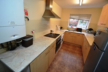 3 bed house, Cathays, Cardiff, CF244JJ - Image 2