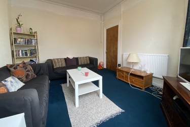 4 bed house, Cathays, Cardiff, CF244QY - Image 1