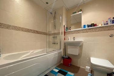 1 bed flat, Cardiff Bay, Sports Village, Cardiff, CF110AS - Image 5