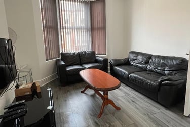 5 bed house, Weardale Road, Sefton Park, Liverpool, L155AU - Image 1