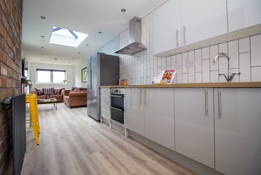 6 bed house, Queens Road, Knighton, Leicester, LE23FP - Image 2