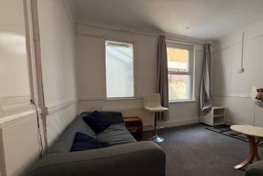 6 bed house, Heath, Gabalfa, Cardiff, CF143LD - Image 2