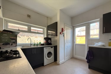 6 bed house, Heath, Gabalfa, Cardiff, CF143LD - Image 3