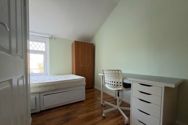 1 bed house, Cathays, Cardiff, CF244BU - Image 10