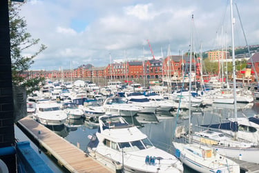 1 bed flat, Ferrara Square, SA1 Marina, Swansea, SA11UZ - Image 1