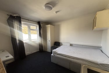 1 bed flat, Treforest, Pontypridd, CF371BD - Image 5