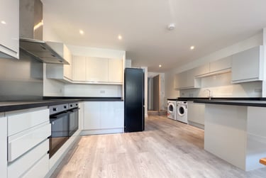 8 bed house, Cathays, Plasnewydd, Cardiff, CF244BG - Image 2