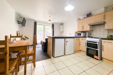 4 bed house, Roath, Plasnewydd, Cardiff, CF243HX - Image 2