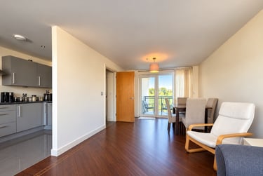 2 bed flat, Cardiff Bay, Sports Village, Cardiff, CF110SF - Image 3