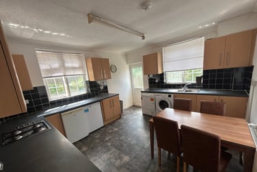4 bed house, Cathays, Cardiff, CF244PB - Image 2