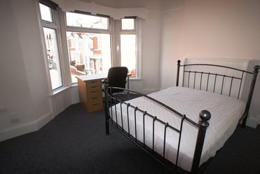 5 bed house, Cathays, Cardiff, CF244JX - Image 3