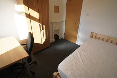 5 bed house, Cathays, Cardiff, CF244JX - Image 5