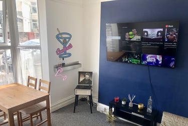 6 bed house, Marlborough Rd, Brynmill, Swansea, SA20DY - Image 1