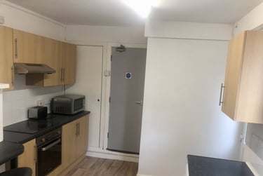 6 bed house, Marlborough Rd, Brynmill, Swansea, SA20DY - Image 13