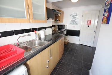 3 bed house, Roath, Plasnewydd, Cardiff, CF244NS - Image 3