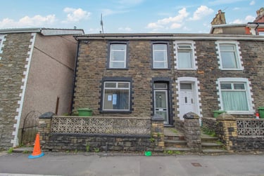 4 bed house, Treforest, Pontypridd, CF371RJ - Image 1