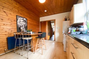 3 bed house, Roath, Plasnewydd, Cardiff, CF243LB - Image 2