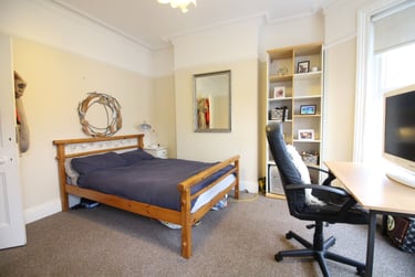 5 bed house, Cathays, Cardiff, CF244LH - Image 2