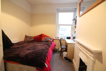 5 bed house, Cathays, Cardiff, CF244LH - Image 3