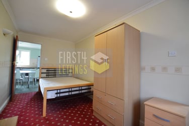 3 bed house, Gainsborough Road, Knighton, Leicester, LE23DH - Image 9