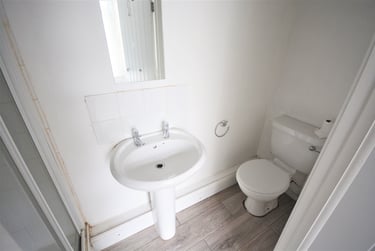 1 bed flat, Cradock Street, City Centre, Swansea, SA13HE - Image 6