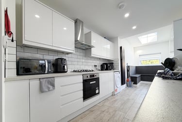 6 bed house, Cathays, Cardiff, CF244ET - Image 3