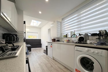 6 bed house, Cathays, Cardiff, CF244ET - Image 4