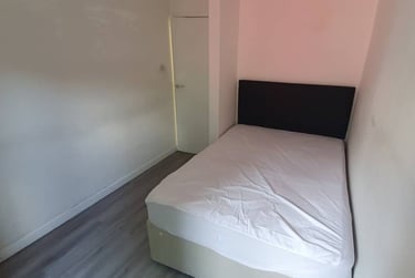 1 bed flat, N/A, Plasnewydd, Cardiff, CF243AZ - Image 5