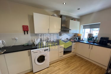 3 bed flat, Deacon Street, City Centre, Leicester, LE27EF - Image 1