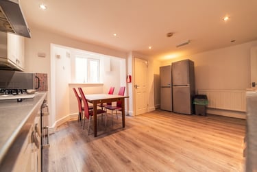 7 bed house, Cathays, Cardiff, CF244HU - Image 4