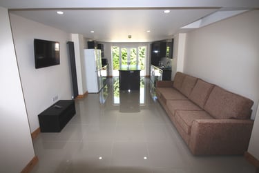 6 bed house, Cathays, Cardiff, CF244JH - Image 1