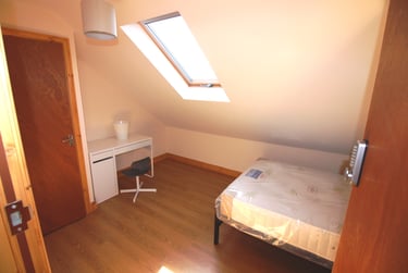 6 bed house, Cathays, Cardiff, CF244JH - Image 3