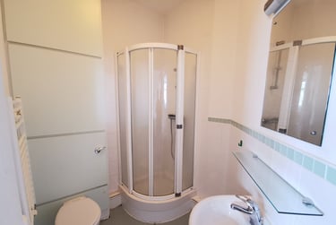1 bed studio, The Kingsway, Portland House, City Centre, Swansea, SA15HN - Image 5