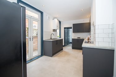 5 bed house, Kirby Road, City Centre, Leicester, LE36BD - Image 2