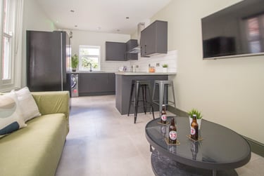 4 bed house, Stretton Road, City Centre, Leicester, LE36BJ - Image 2