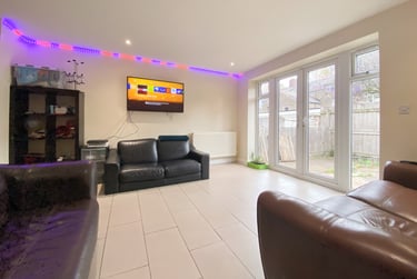 10 bed house, Cathays, Plasnewydd, Cardiff, CF244AU - Image 2