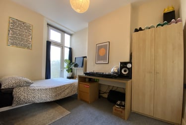 5 bed house, Cathays, Cardiff, CF244LN - Image 3