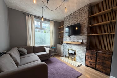 2 bed house, Roath, Plasnewydd, Cardiff, CF244TA - Image 1