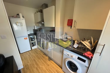 3 bed flat, Deacon Street, City Centre, Leicester, LE27EF - Image 2