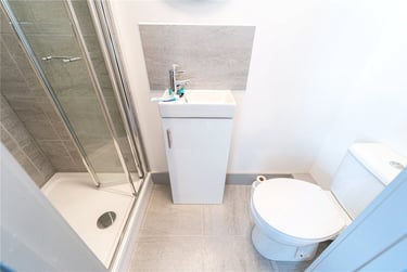 3 bed flat, Hubert Croft, Selly Park, Birmingham, B296DU - Image 15
