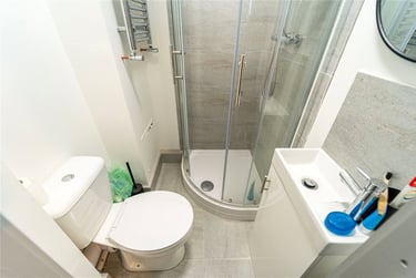 3 bed flat, Hubert Croft, Selly Park, Birmingham, B296DU - Image 7
