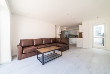 1 bed house, Roath, Plasnewydd, Cardiff, CF243DB - Image 2