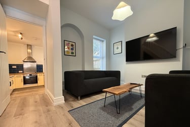 4 bed house, Heath, Maindy, Cardiff, CF143PR - Image 1