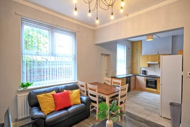 5 bed house, Wavertree, Toxteth, Liverpool, L152HU - Image 2