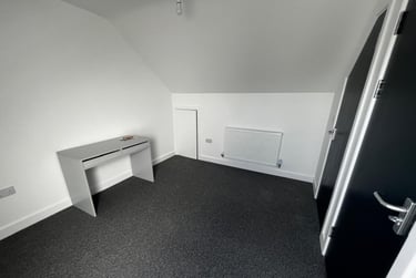 5 bed house, Norfolk Street, Mount Pleasant, Swansea, SA16JE - Image 3