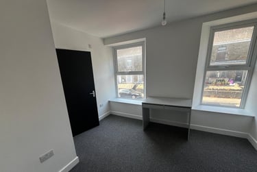 5 bed house, Norfolk Street, Mount Pleasant, Swansea, SA16JE - Image 4