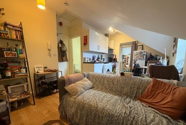 1 bed flat, Roath, Plasnewydd, Cardiff, CF243PT - Image 1