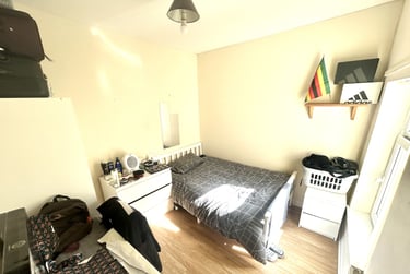 1 bed house, Treforest, Pontypridd, CF371TW - Image 2
